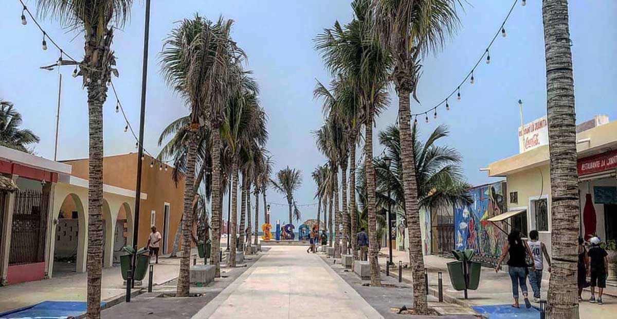 Envuélvete con historias de piratas en Sisal, un pueblo mágico de