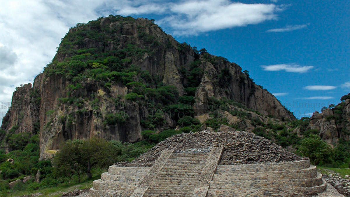 Chalcatzingo: Donde la historia tallada en piedra se encuentra con la magia rural de Morelos