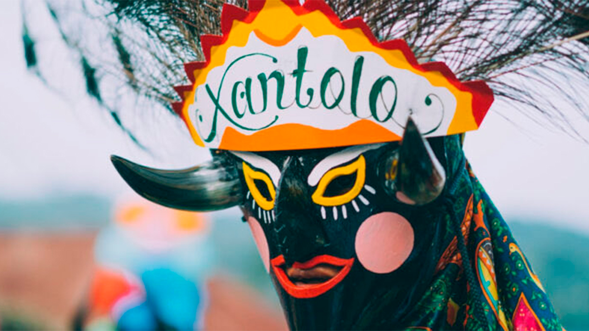 Xantolo: cuando los vivos y los muertos bailan al mismo son en la Huasteca mexicana