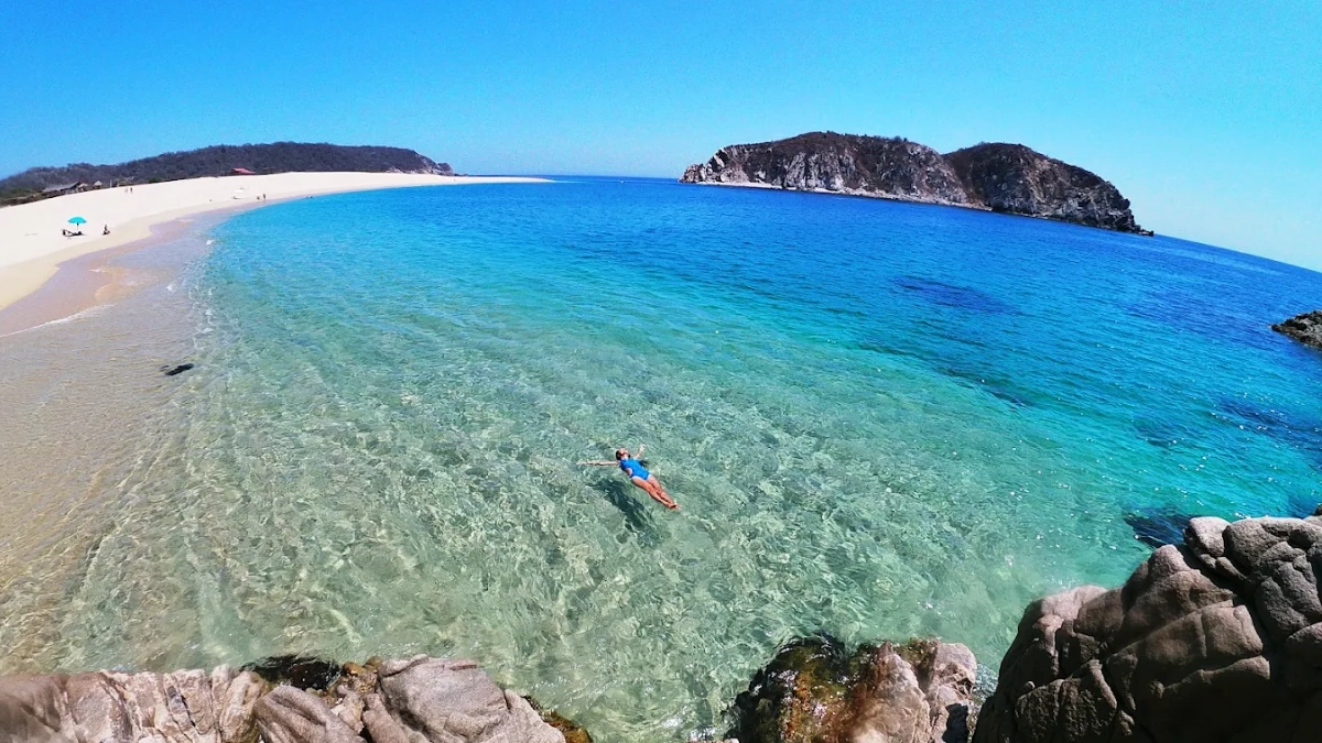 Bahía Cacaluta, el paraíso escondido de Huatulco donde la naturaleza sigue siendo la protagonista